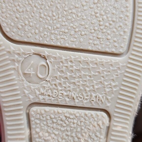 TONI PONS ETNA FLAT LEATHER ELASTIC STRAP ESPADRILLE SANDALS SIZE 9 NWOB - Picture 12 of 16